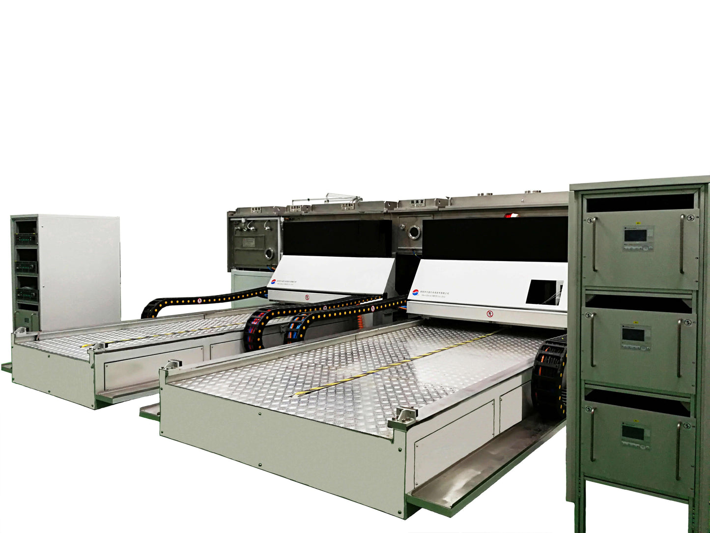 Roll-to-roll thin-film vacuum coating machine