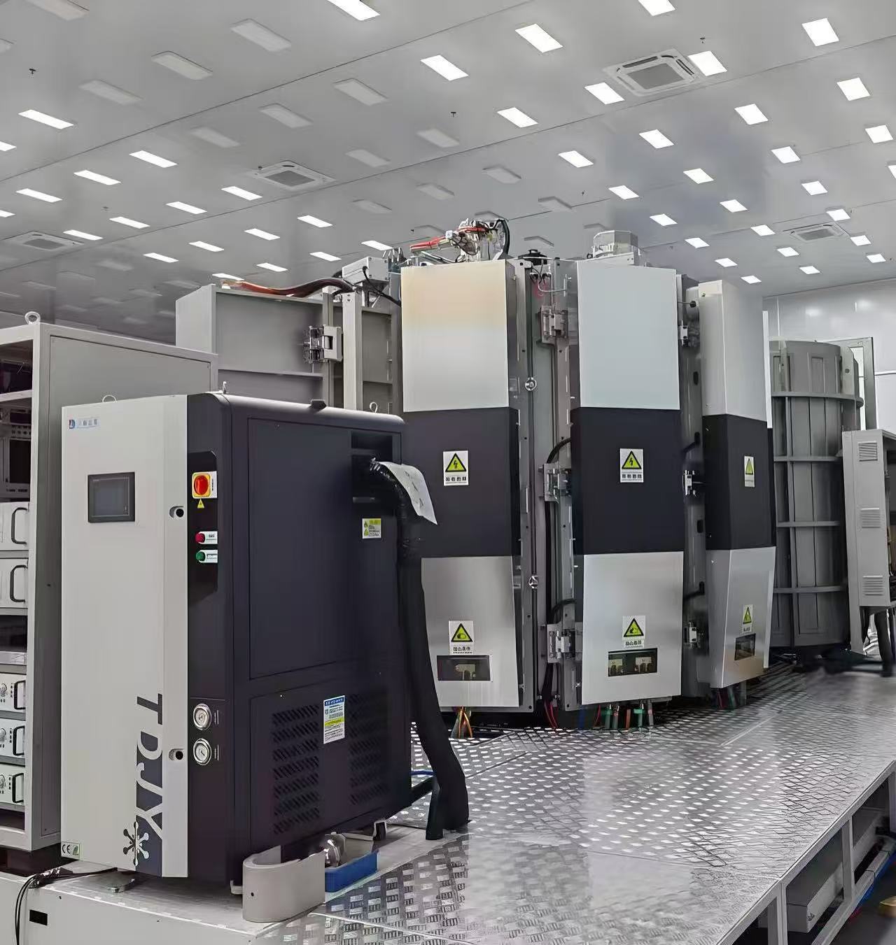 SIMVACO Precision AR & AF PVD Coating Equipment for Mobile Cover Glass