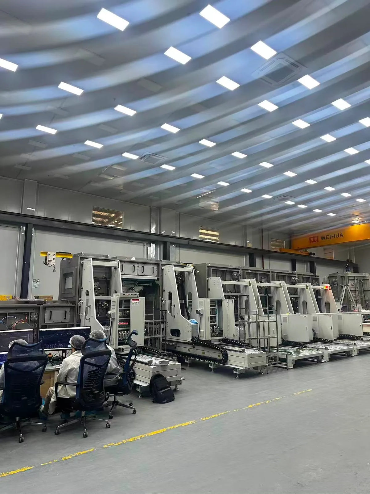 Roll-to-roll magnetron sputtering system for copper coating